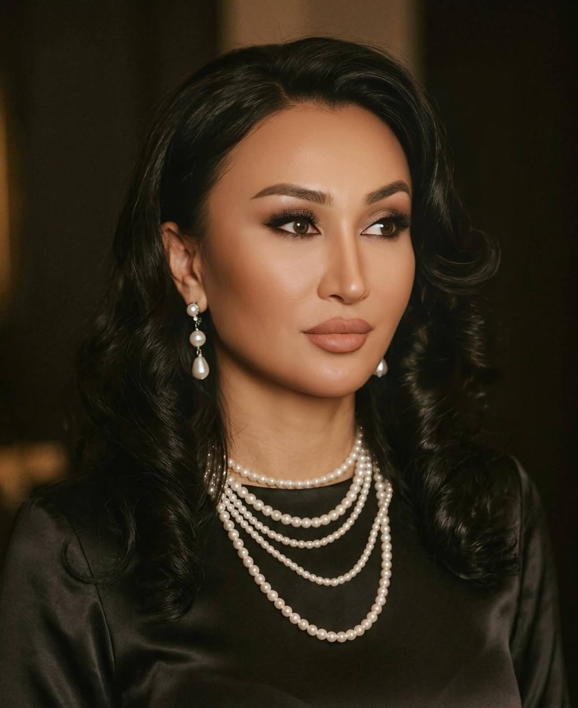 Владелица и стилист салона RAYHON&BEAUTY